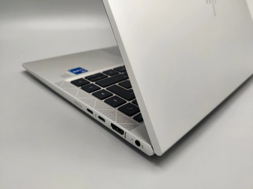 Hp EliteBook 840 G8 i7 1165G7 11th 32GB 512GB SSD NVME 14" FULL HD IPS Lecteur SIM 4G