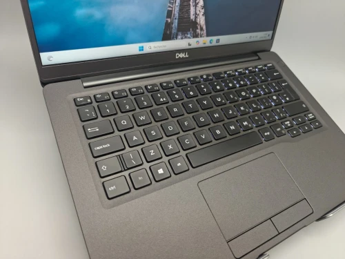 Dell Latitude 7400 Carbon i5 8eme 8GB 256GB SSD NVMe 14" FULL HD IPS TACTILE