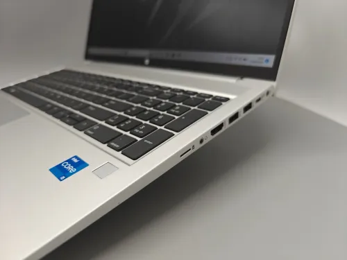 Hp ProBook 650 G8 i5 1135G7 11eme 8GB 256GB SSD 15.6" FULL HD IPS