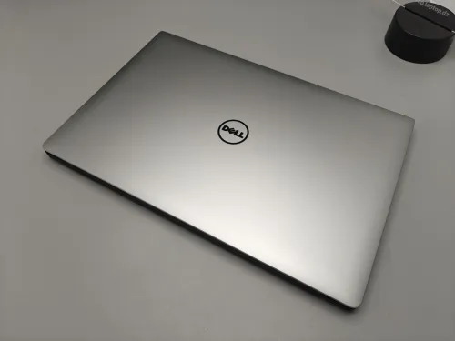 Dell XPS 15 9550 i7 6700HQ NVIDIA GTX 960M 16GB 512GB SSD 15.6" FHD IPS