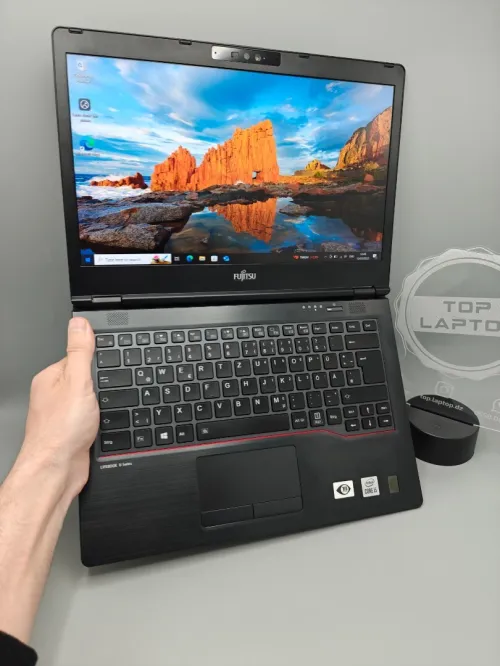 Fujitsu LifeBook U7410 i5 10210u 10th 16GB 512GB SSD NVMe 14" FULL HD IPS 