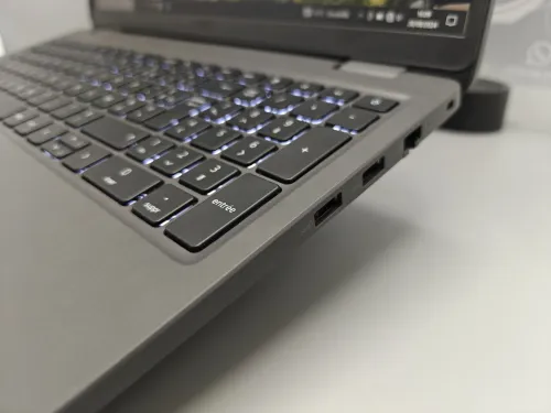 Dell Latitude 3540 i5 1335U 13eme 8GB 256GB SSD 15.6" FULL HD IPS