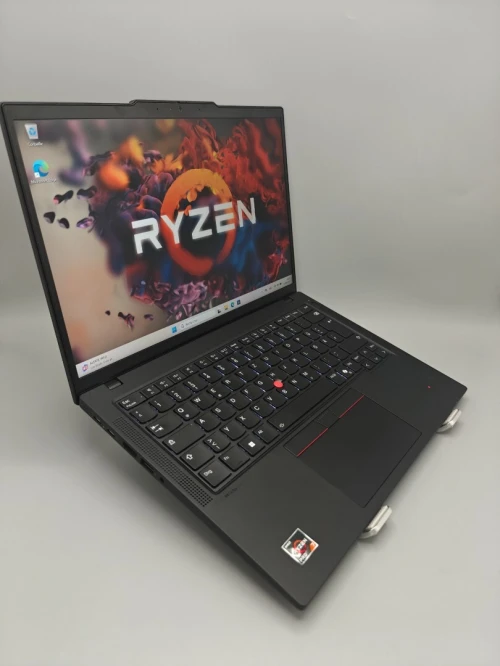 Lenovo Thinkpad T14 Gen 5 TACTILE Ryzen 7 PRO 8840U 32GB DDR5 512GB SSD RADEON 780m 14" WUXGA