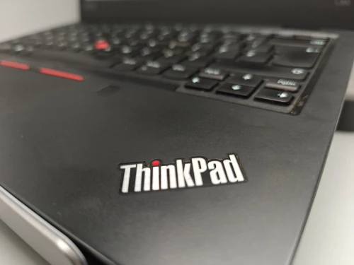 Lenovo Thinkpad L390 i7 8565U 8eme 16GB 256GB SSD NVMe 13.3" Full HD IPS