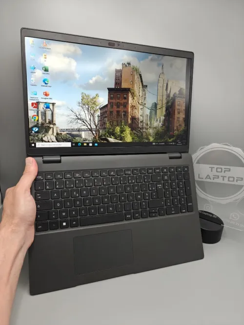 Dell Latitude 3540 i5 1335U 13eme 8GB 256GB SSD 15.6" FULL HD IPS