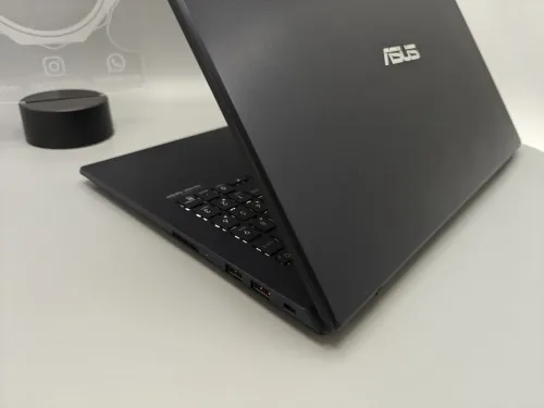 Asus VivoBook Gaming i7 9750H 16GB 512GB SSD NVIDIA GTX 1650 15.6" FHD 120HZ