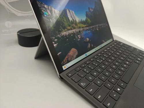 [VENDU] Microsoft Surface Pro 6 2K QHD TACTILE i5 8eme 8250u 8GB 128GB SSD