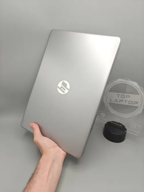 HP LAPTOP 250 G8 I7 11EME 16GB 512GB SSD NVMe 15.6" FHD
