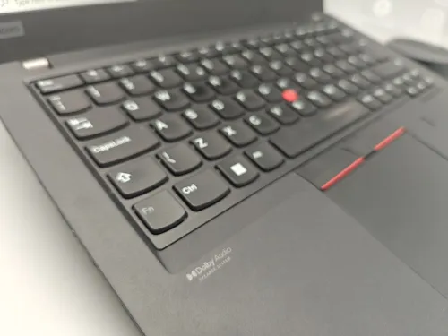 Lenovo Thinkpad T14 Gen 2 Ryzen 5 PRO 5650U 16GB 256GB SSD NVMe 14" FULL HD IPS 