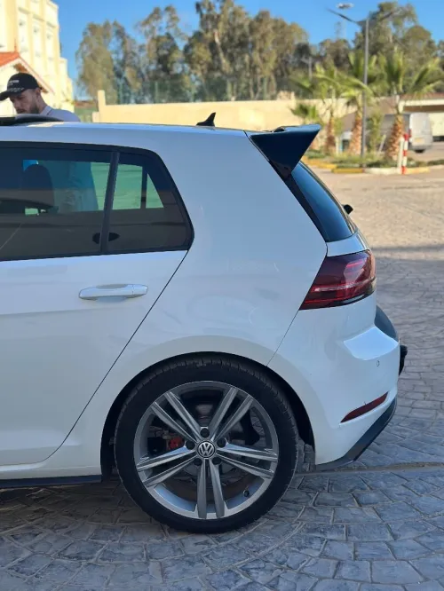 Volkswagen Golf 7 2018 R-Line