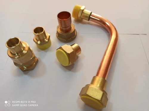 Robinet gaz et raccord 