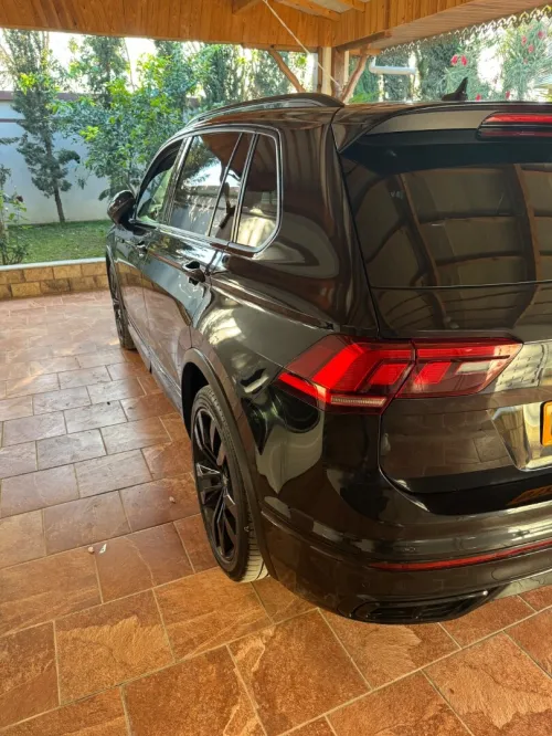 Volkswagen Tiguan 2023 R Line black black