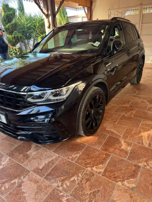 Volkswagen Tiguan 2023 R Line black black