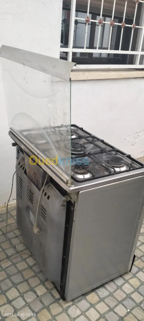 Cuisinière geant 5 feux inox