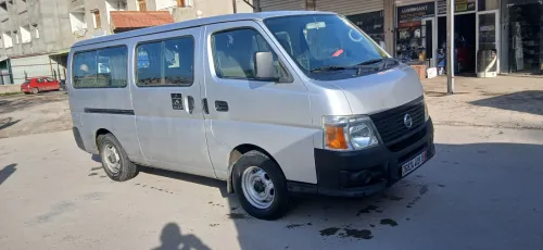 Nissan Urvan 2009