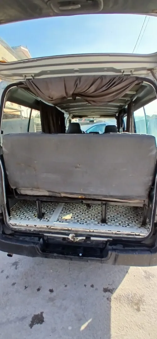 Nissan Urvan 2009