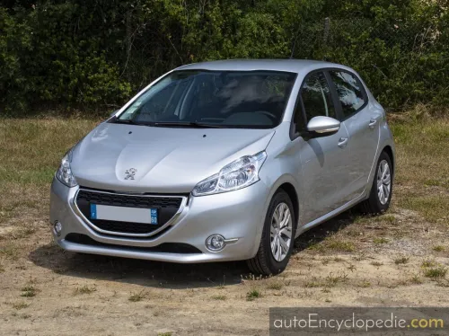 Peugeot 208 2015 Allure