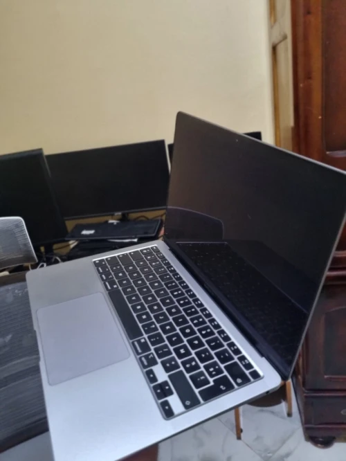 Macbook-Air 2020 mM1