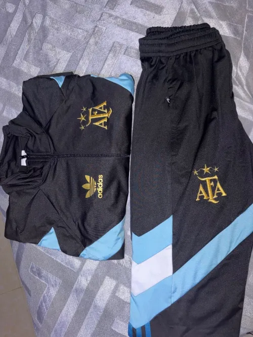 Survette Addida equipe Argentine