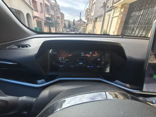 Geely Coolray 2025 