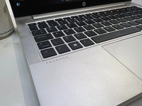 HP PROBOOK 430 G8 i5 11TH 08GB 256ssd. 13.3P