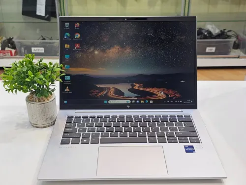 HP EliteBook 840 G10 i5-1340P 16GB 256ssd 14Pouce