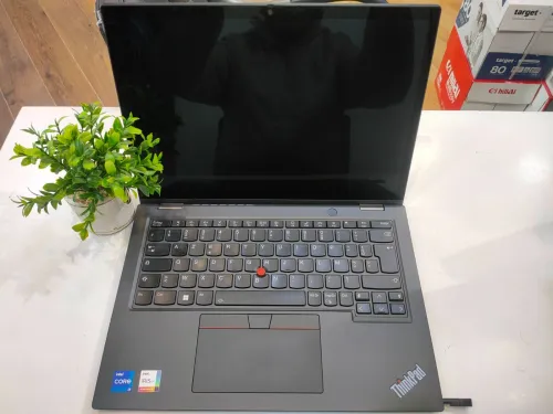 Lenovo Thinkpad L13Yoga Gen 4 i7-13Th 16GB 512ssd 13Pouce Tactil 360