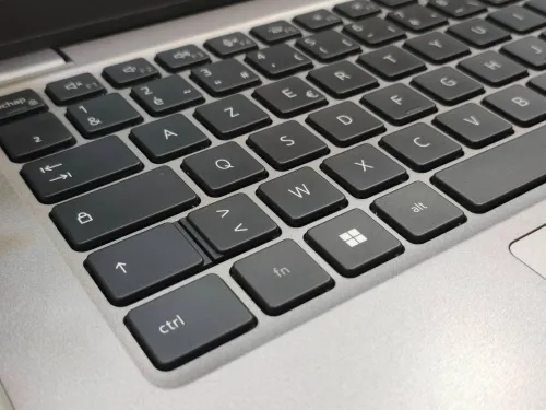 DELL Latitude 5340 I5-13Th  32GB 512GB SSD 13.3P