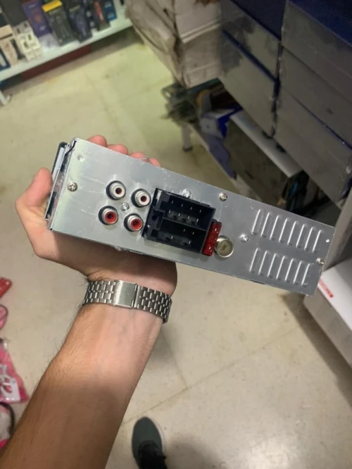 راديو بلوتوث متعدد الوسائط مع مخرج USB / بطاقة MicroSD / مدخل Aux.