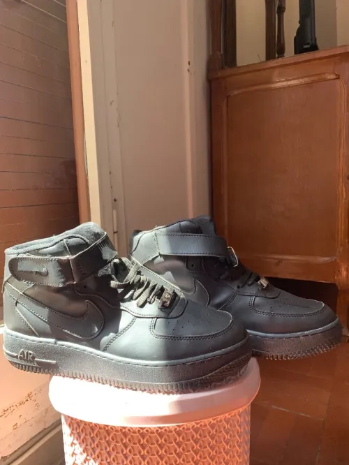 basket air force montante neuf 100% état 10/10 pointure 41 