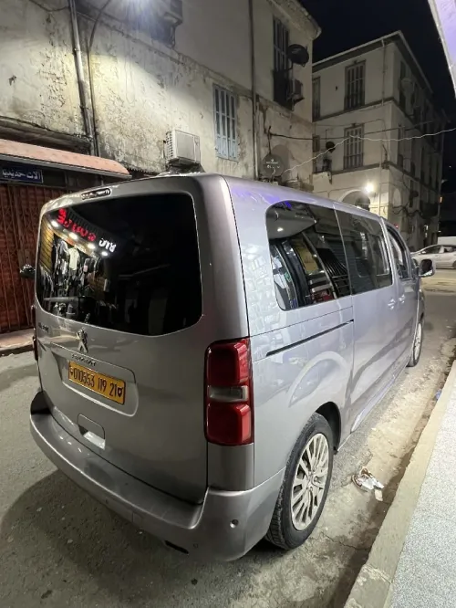 Peugeot Expert 2019 V.U Court