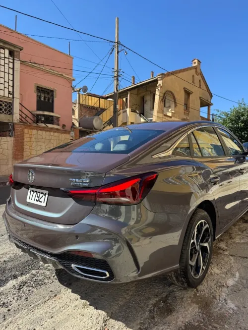 MG 5 2025 300 TGI