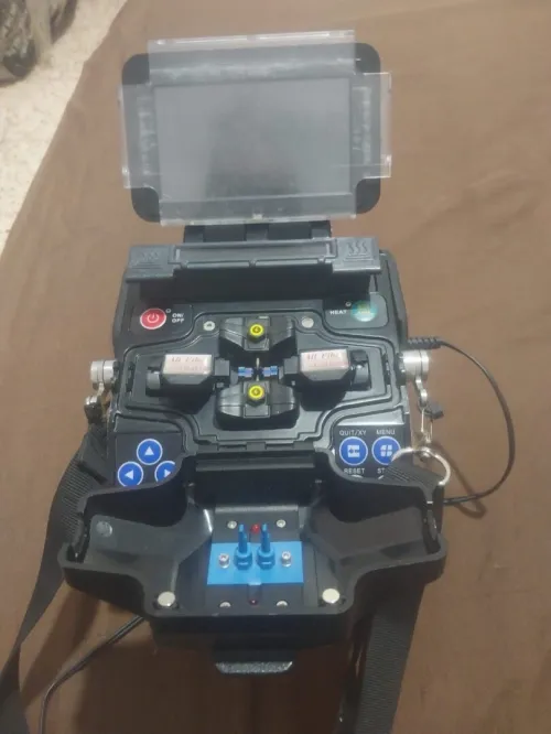 Optical fiber fusion splicer