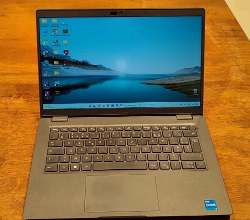 Dell Latitude 3440 i5-1345U RAM: 16 GB DDR4. Disque: 256 GB