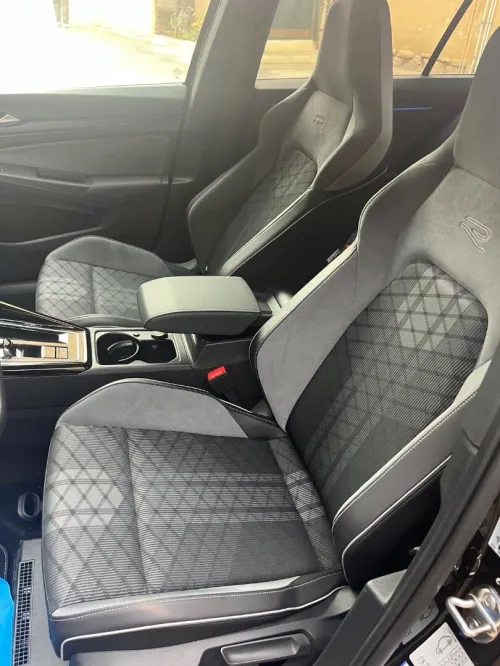 Volkswagen Golf 8 2023 R-Line