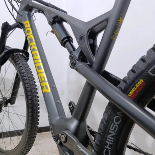 Vélo VTT Rockrider XC 500s Cadre Carbone Taille L 29 pouces 12 vitesses matériel professionnel neuf