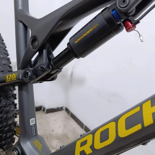 Vélo VTT Rockrider XC 500s Cadre Carbone Taille L 29 pouces 12 vitesses matériel professionnel neuf