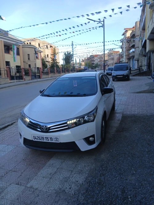 Toyota Corolla 2015 Executive 