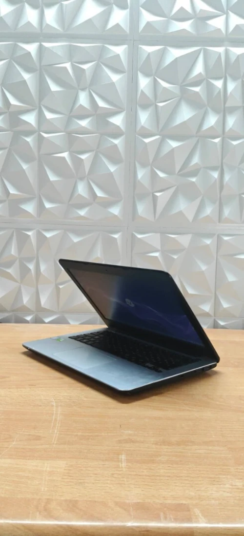 LAPTOP i3 6eme ASUS Nvidia GeForce 920MX (2GB)