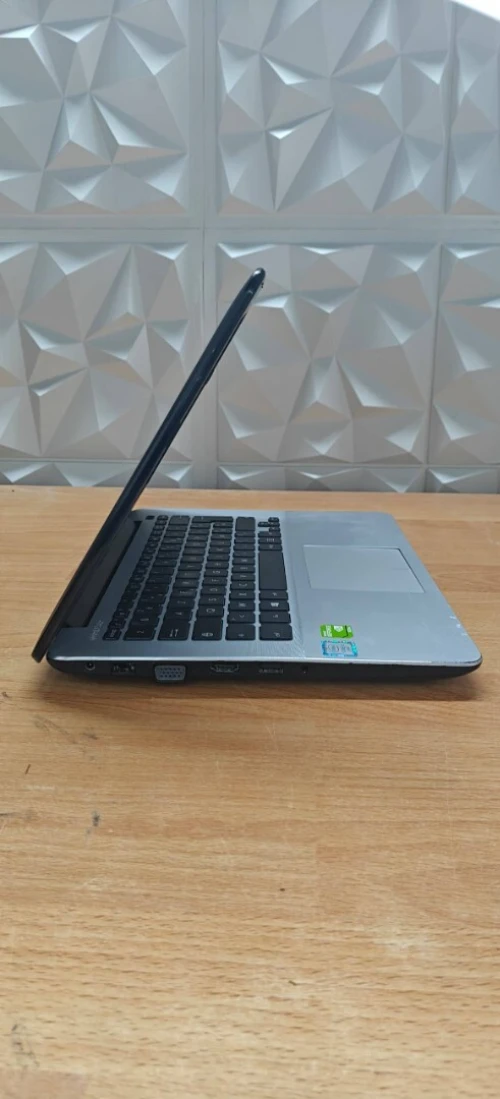 LAPTOP i3 6eme ASUS Nvidia GeForce 920MX (2GB)
