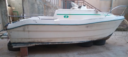 réparation bateaux résine, peinture polyuréthane - gelcoat - Topcoat  زورق نزهة، باخرة، قارب