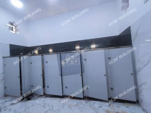 HPL - Cabine sanitaire et cassier en hpl