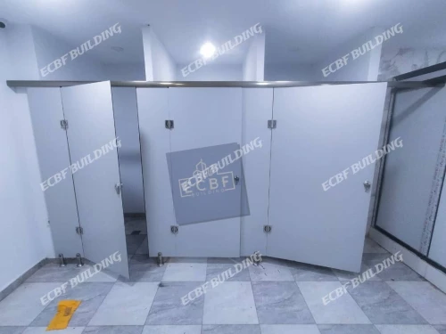 Cabine Sanitaire et Cassier Vestiaire  et banc d'assise en HPL