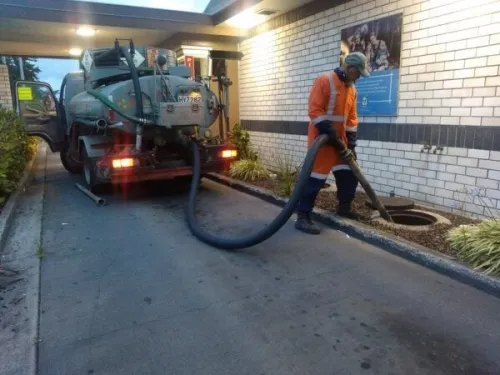 Camion vidange débouchage canalisation