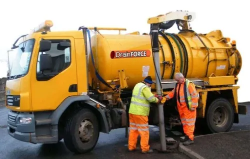 Camion vidange débouchage canalisation