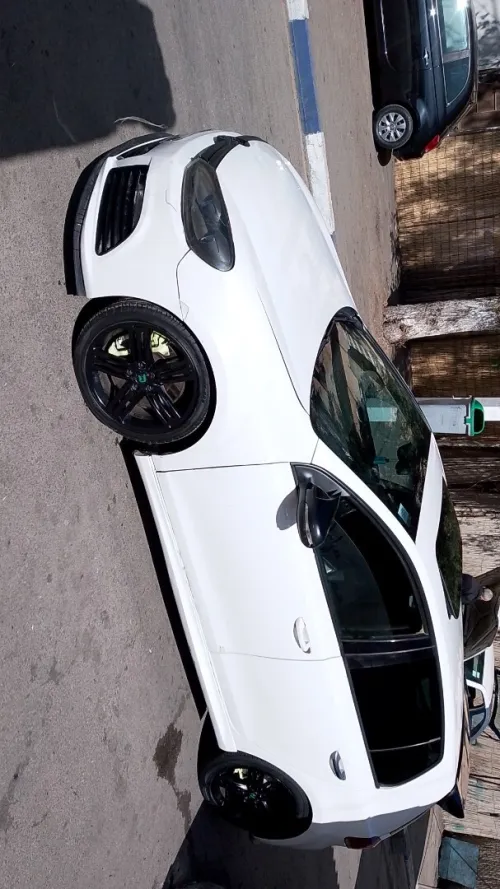 Volkswagen Golf 6 2011 R20