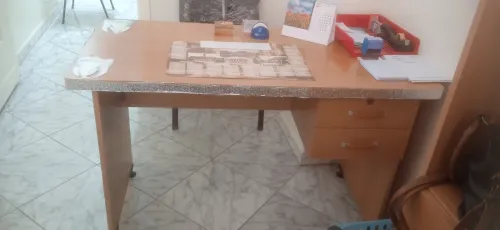 Bureau + chaise de bureau 