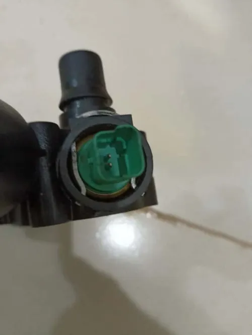 Pipe Thermostat Freelander2 et Evoque
