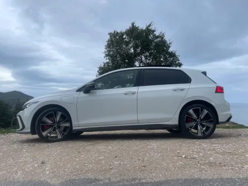 Volkswagen Golf 8 2021 GTE