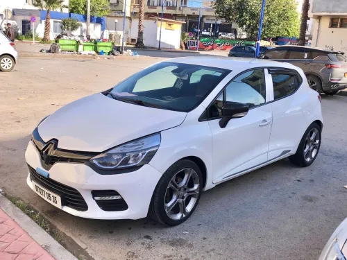 Renault Clio 4 2015 GT Line +